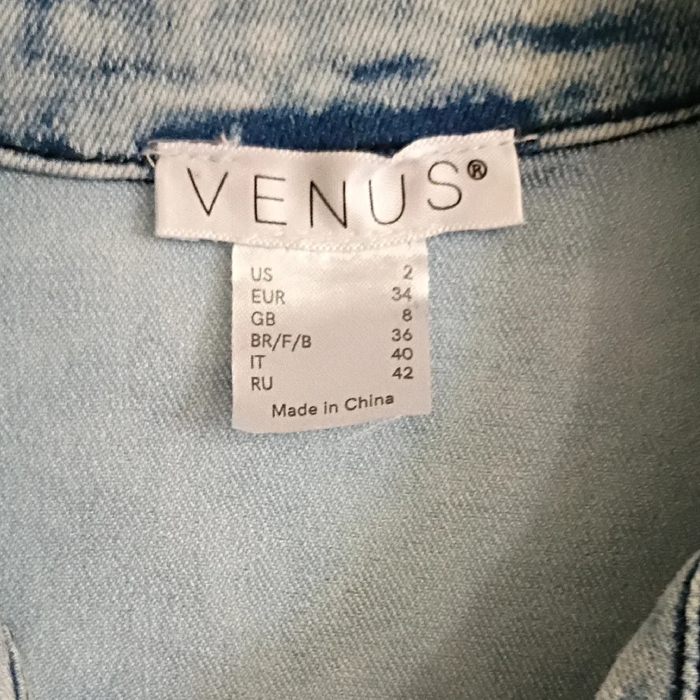 VENUS Light Blue Acid Wash Denim Zip Jacket - Picture 3 of 4